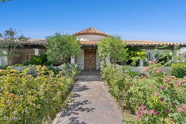 $1,950,000 | 230 West Morten Avenue, Phoenix, AZ 85021