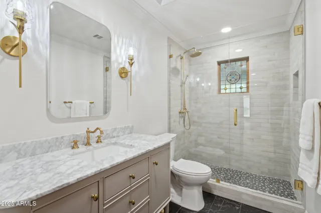 $1,950,000 | 230 West Morten Avenue, Phoenix, AZ 85021