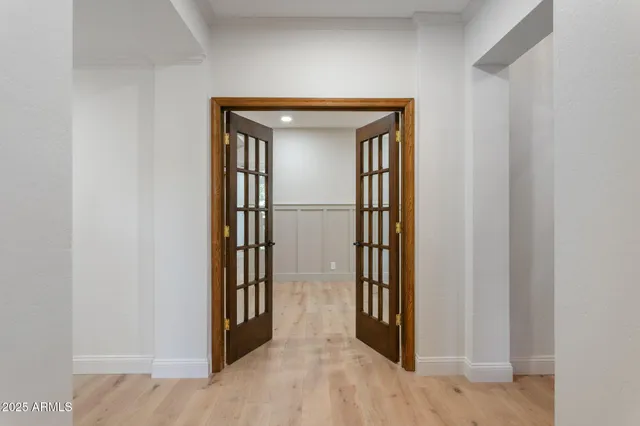 $1,950,000 | 230 West Morten Avenue, Phoenix, AZ 85021