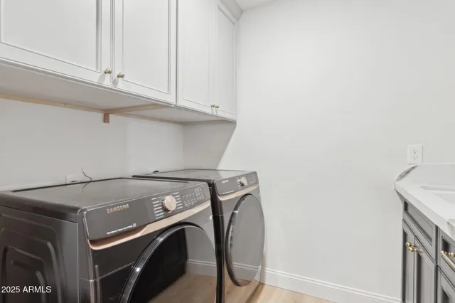 $1,950,000 | 230 West Morten Avenue, Phoenix, AZ 85021