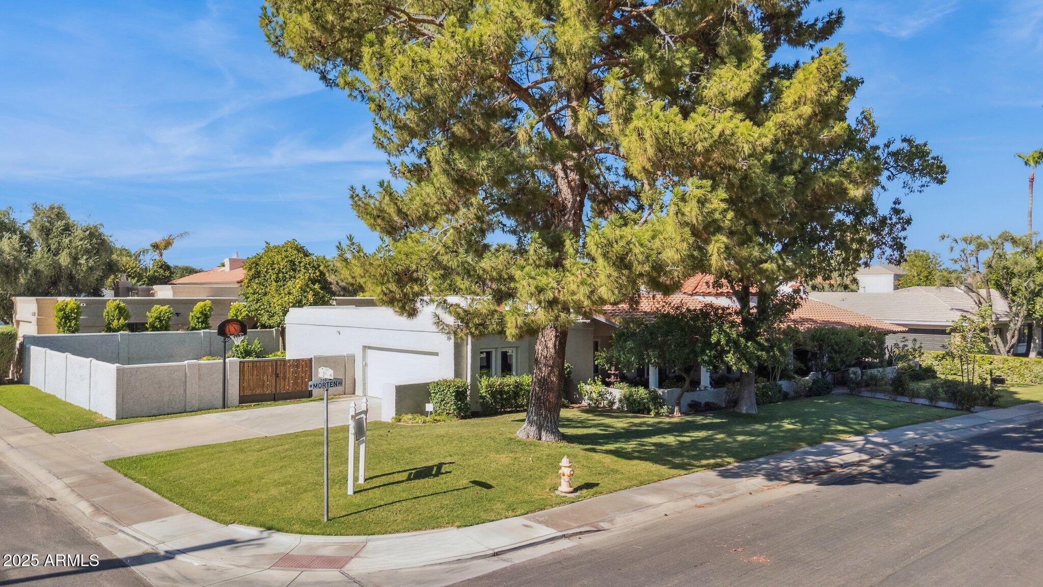 230 West Morten Avenue Phoenix, AZ 85021 - Photo 67 of 69 Corner lot and RV gate