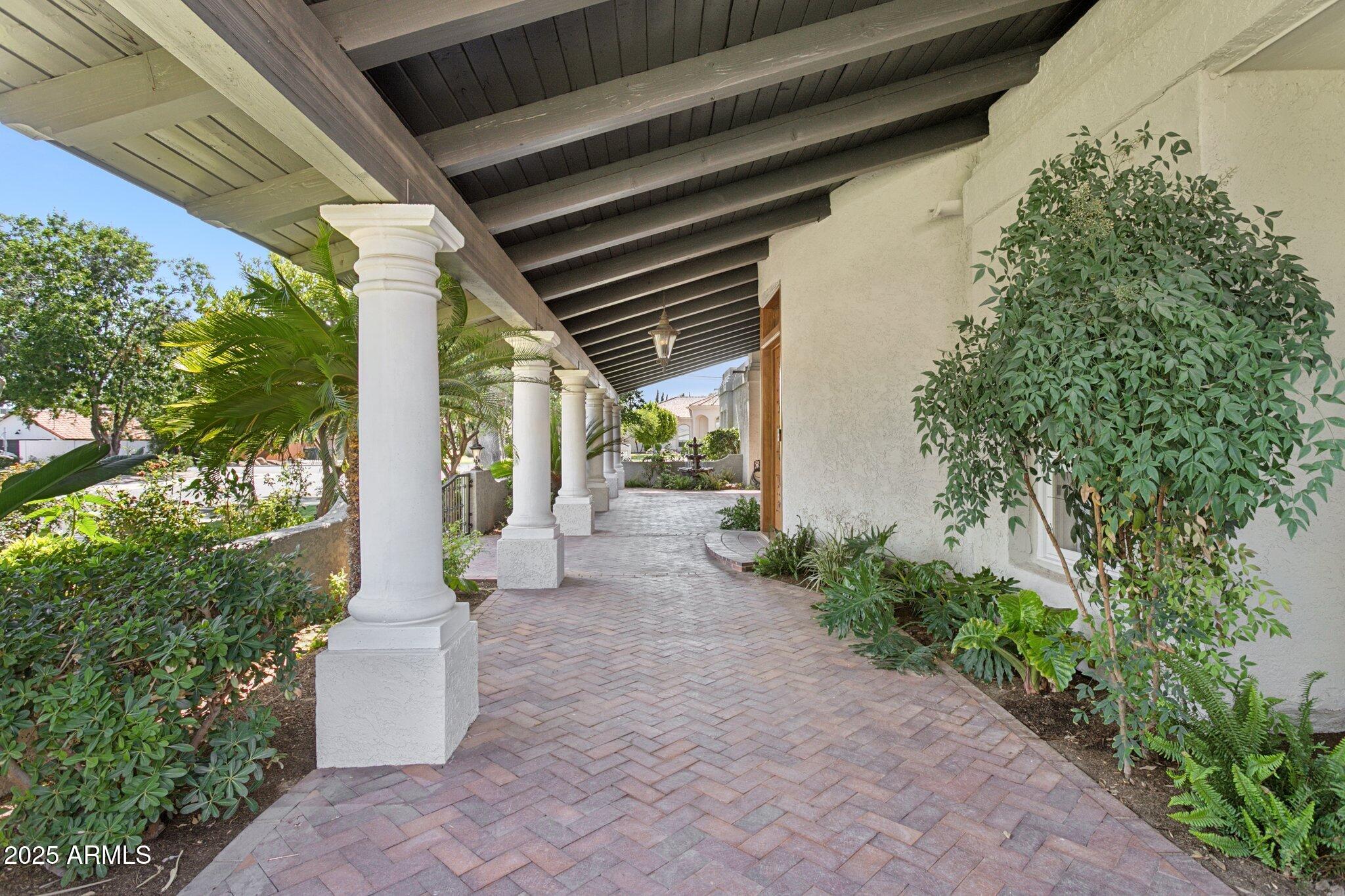 230 West Morten Avenue Phoenix, AZ 85021 - Photo 7 of 69 Front patio continues...
