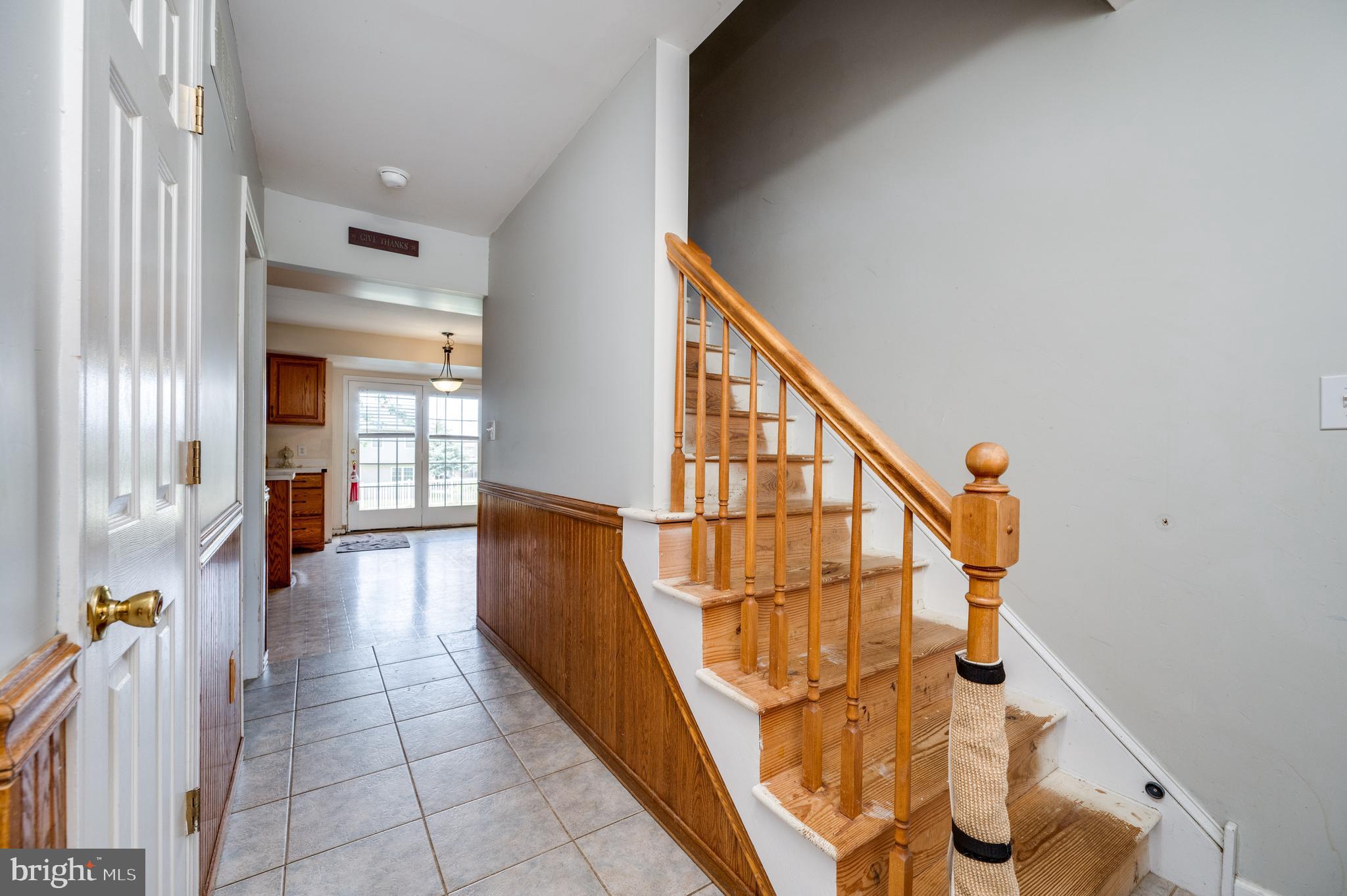 404 Martins Road Reading, PA 19608 - Photo 4 of 45