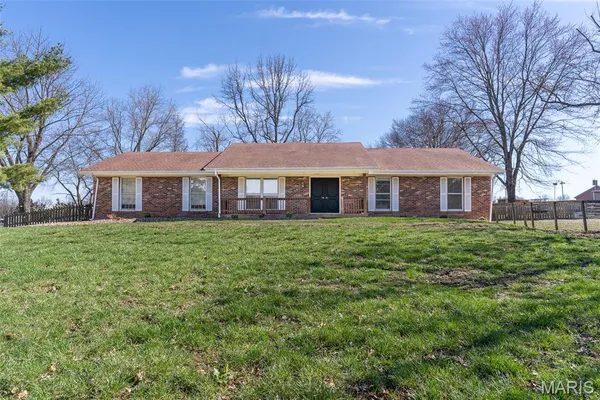 $895,000 | 4212 Hueffmeier Road, Wentzville, MO 63385