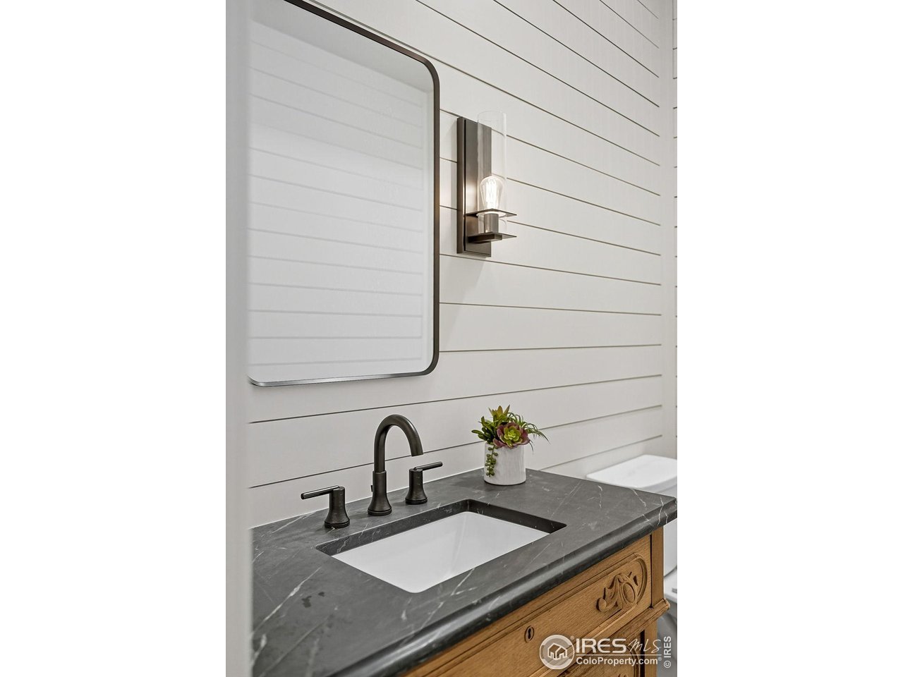 10323 Mineral Road Longmont, CO 80504 - Photo 31 of 43