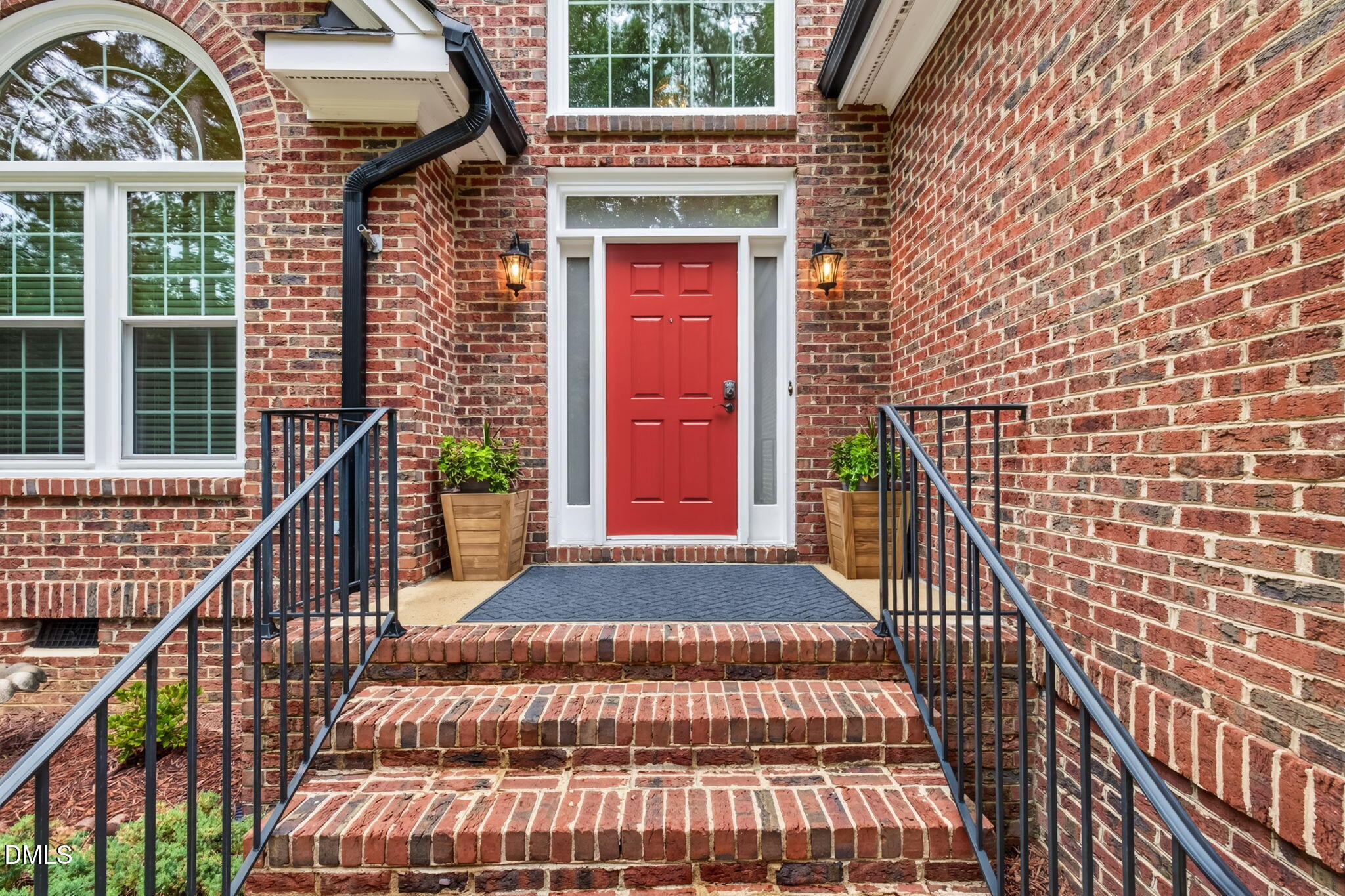 1205 Urania Drive Raleigh, NC 27603 - Photo 4 of 47 6-web-or-mls-IMG_1489