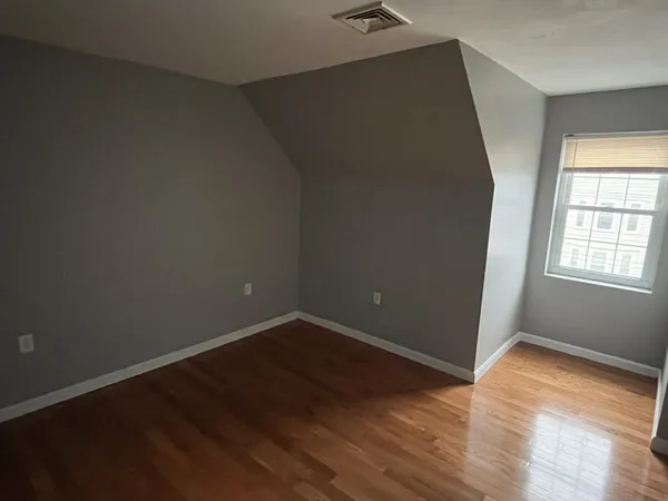 $3,300 | 242 Park Avenue, Unit 5, Revere, MA 02151
