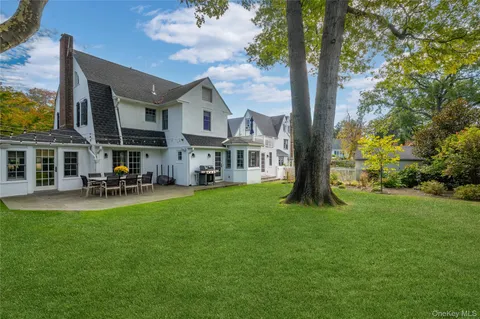 $1,395,000 | 123 Ellison Avenue, Bronxville, NY 10708