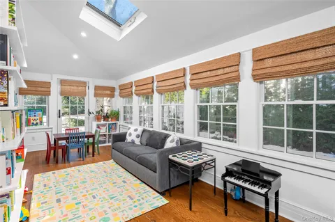 $1,395,000 | 123 Ellison Avenue, Bronxville, NY 10708