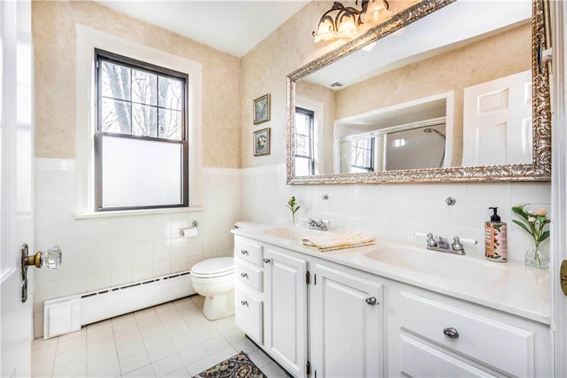 1241 Washington Road Pittsburgh, PA 15228 - Photo 14 of 25 Gallery Image 14