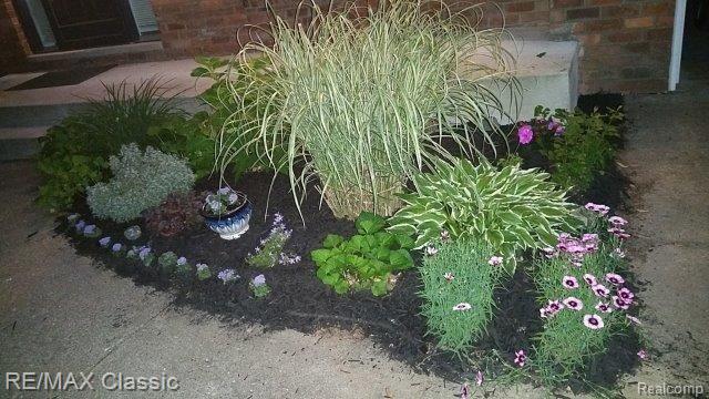4860 Harvey Lake Road Highland, MI 48356 - Photo 17 of 57 20180614_213903.jpg