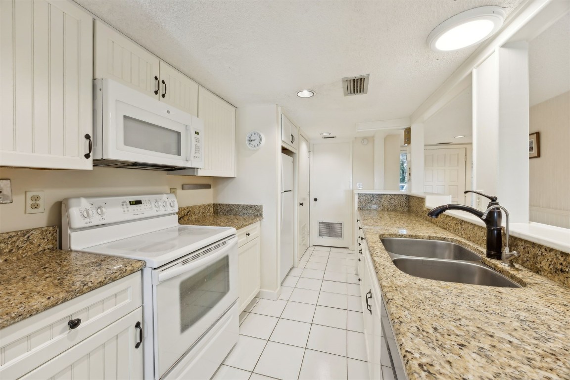 3051 Sea Marsh Road Fernandina Beach, FL 32034 - Photo 7 of 34