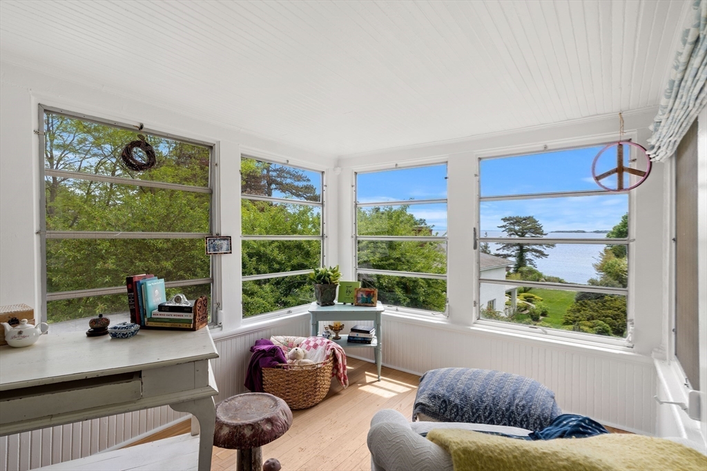 29 Galloupes Point Road Swampscott, MA 01907 - Photo 33 of 40