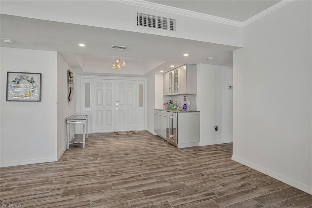 4031 Gulf Shore Boulevard North, Unit 6B Naples, FL 34103 - Photo 8 of 37