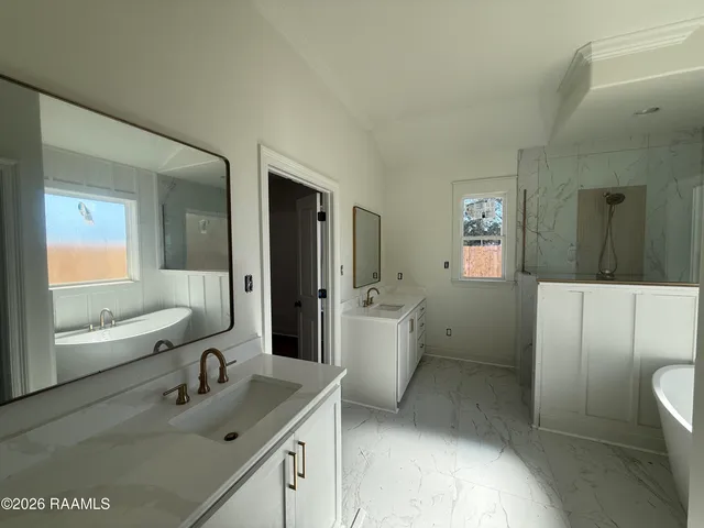 $393,536 | 103 Fountain Mdw Drive, Broussard, LA 70518