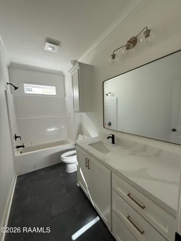 $393,536 | 103 Fountain Mdw Drive, Broussard, LA 70518