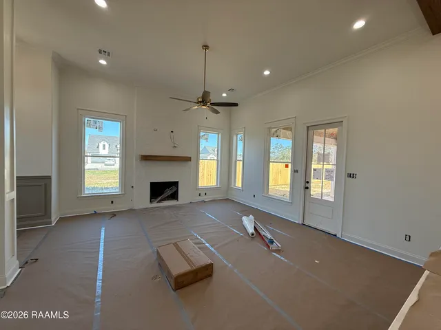 $393,536 | 103 Fountain Mdw Drive, Broussard, LA 70518