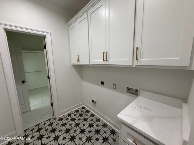 $393,536 | 103 Fountain Mdw Drive, Broussard, LA 70518