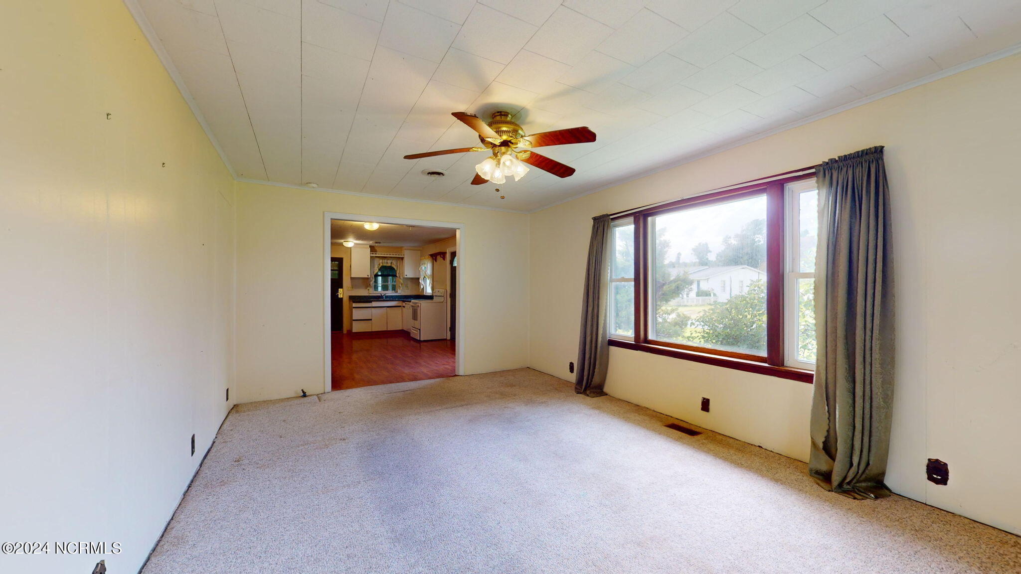 407 Broad Creek Loop Road Newport, NC 28570 - Photo 10 of 41 22-web-or-mls-407-Broad-Creek-Loop-Rd-Ne