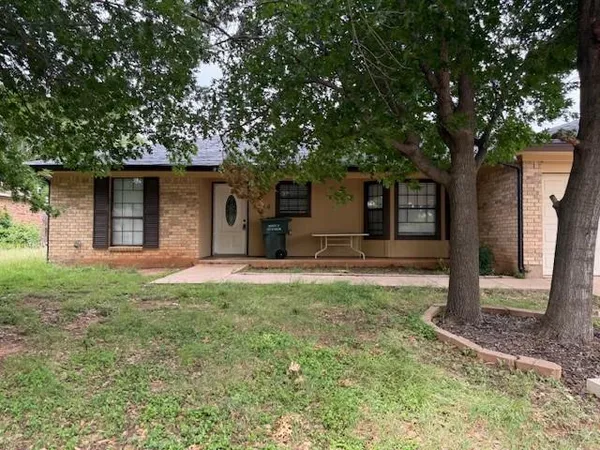 $2,795 | 7534 John Carroll Drive, Abilene, TX 79606