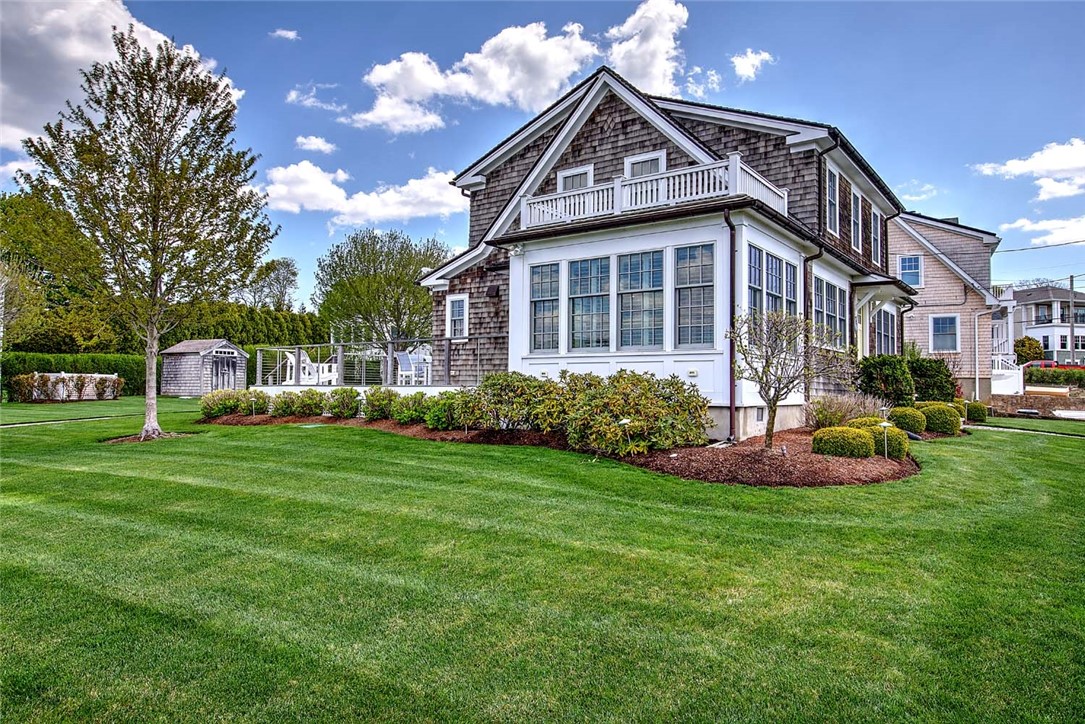 228 Bonnet Point Road Narragansett, RI 02882 - Photo 35 of 40