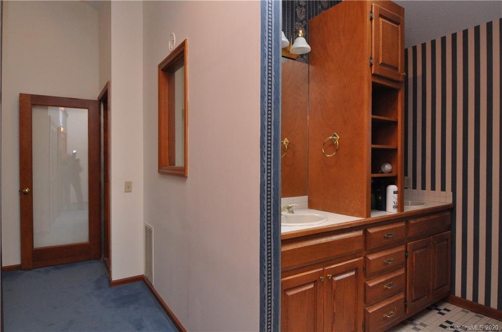 350 Cherokee Circle Tryon, NC 28782 - Photo 22 of 32 Gallery Image 22