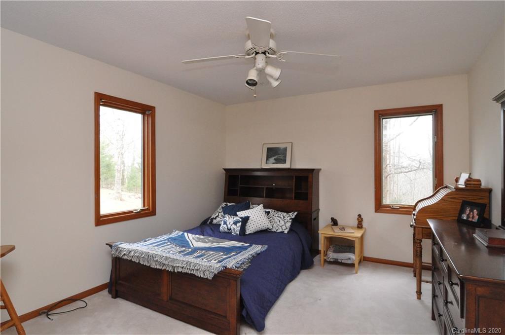 350 Cherokee Circle Tryon, NC 28782 - Photo 25 of 32 Gallery Image 25