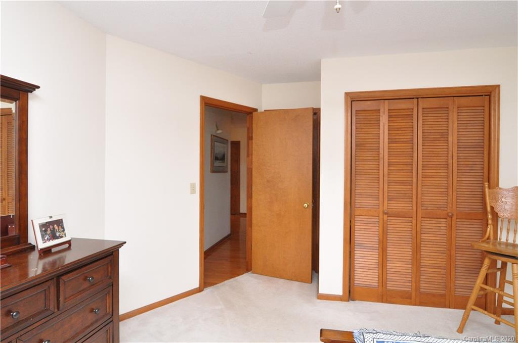 350 Cherokee Circle Tryon, NC 28782 - Photo 26 of 32 Gallery Image 26