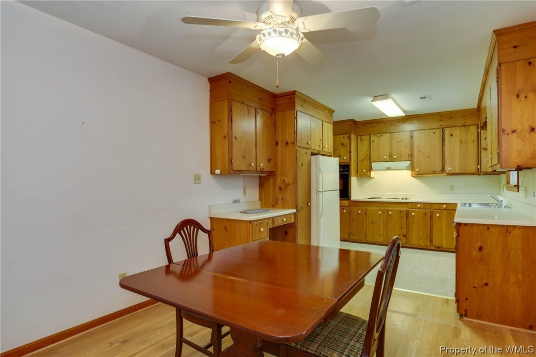 112 Holly Point Road Yorktown, VA 23692 - Photo 15 of 36 Gallery Image 15