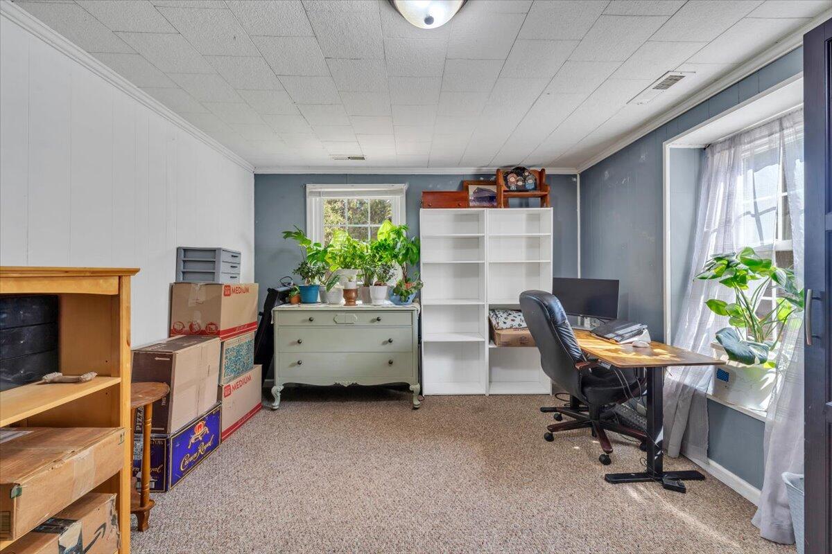 811 Ball Park Road Eagle Rock, VA 24085 - Photo 31 of 51 32-MIB05137