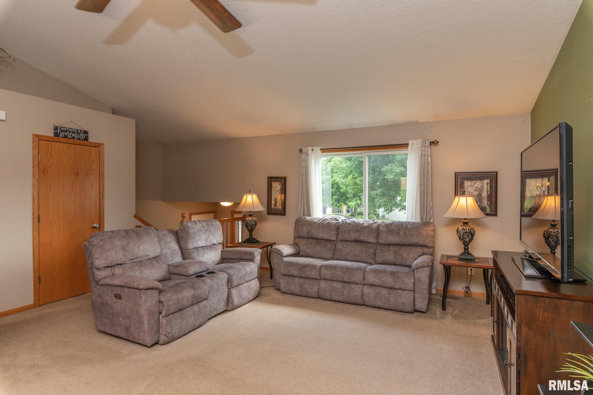 2628 Revo Road Davenport, IA 52806 - Photo 3 of 21 Gallery Image 3