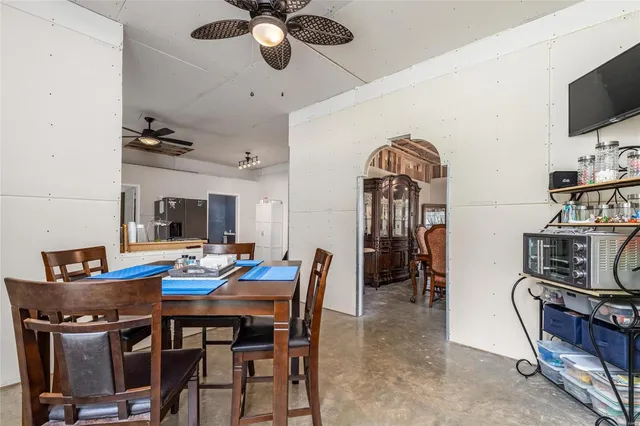 $450,000 | 19280 Highway 17, Waynesville, MO 65583