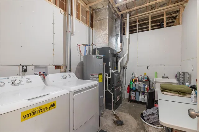 $450,000 | 19280 Highway 17, Waynesville, MO 65583