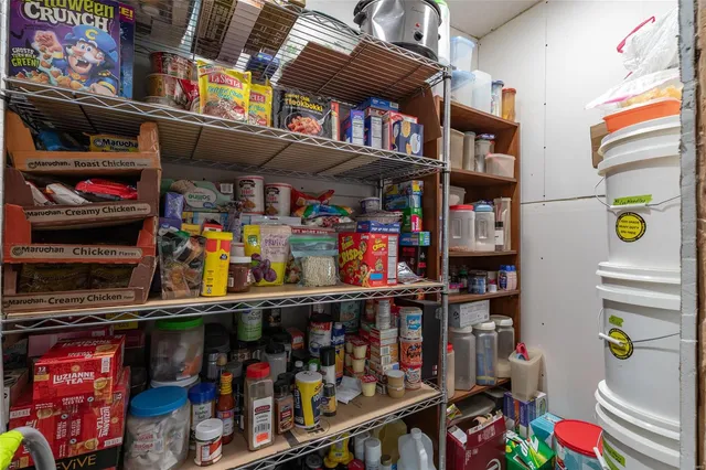 $450,000 | 19280 Highway 17, Waynesville, MO 65583