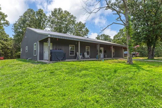 $450,000 | 19280 Highway 17, Waynesville, MO 65583
