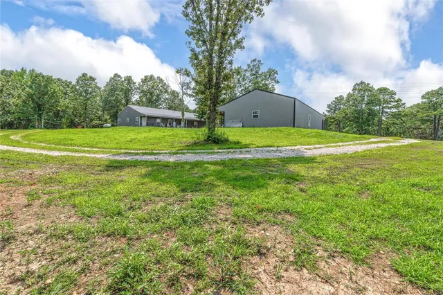 $450,000 | 19280 Highway 17, Waynesville, MO 65583
