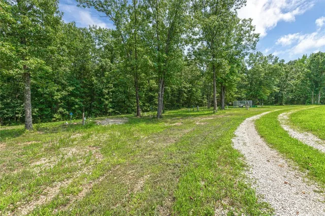 $450,000 | 19280 Highway 17, Waynesville, MO 65583