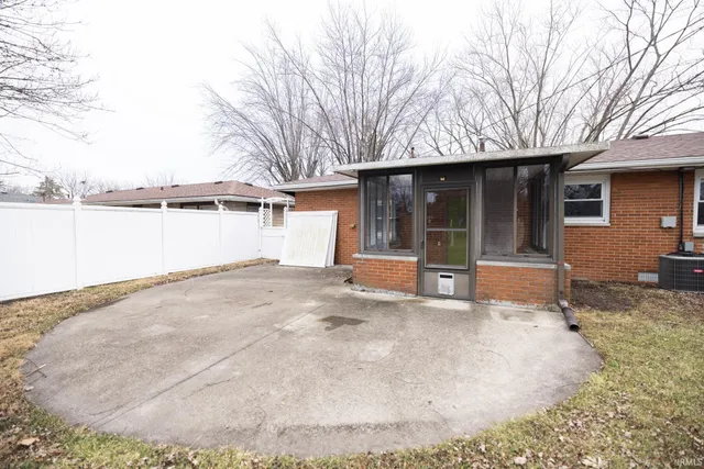 $159,900 | 4205 North New York Avenue, Muncie, IN 47304