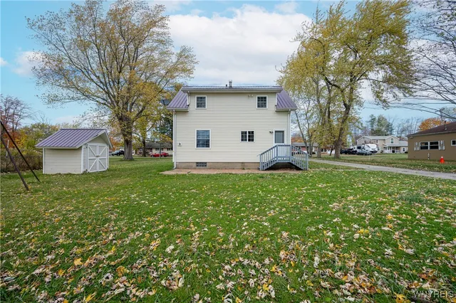 $218,500 | 117 Chestnut Lane, Evans, NY 14006