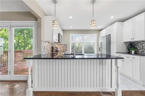 $315,000 | 4823 North Beacon Avenue, Kansas City, MO 64119