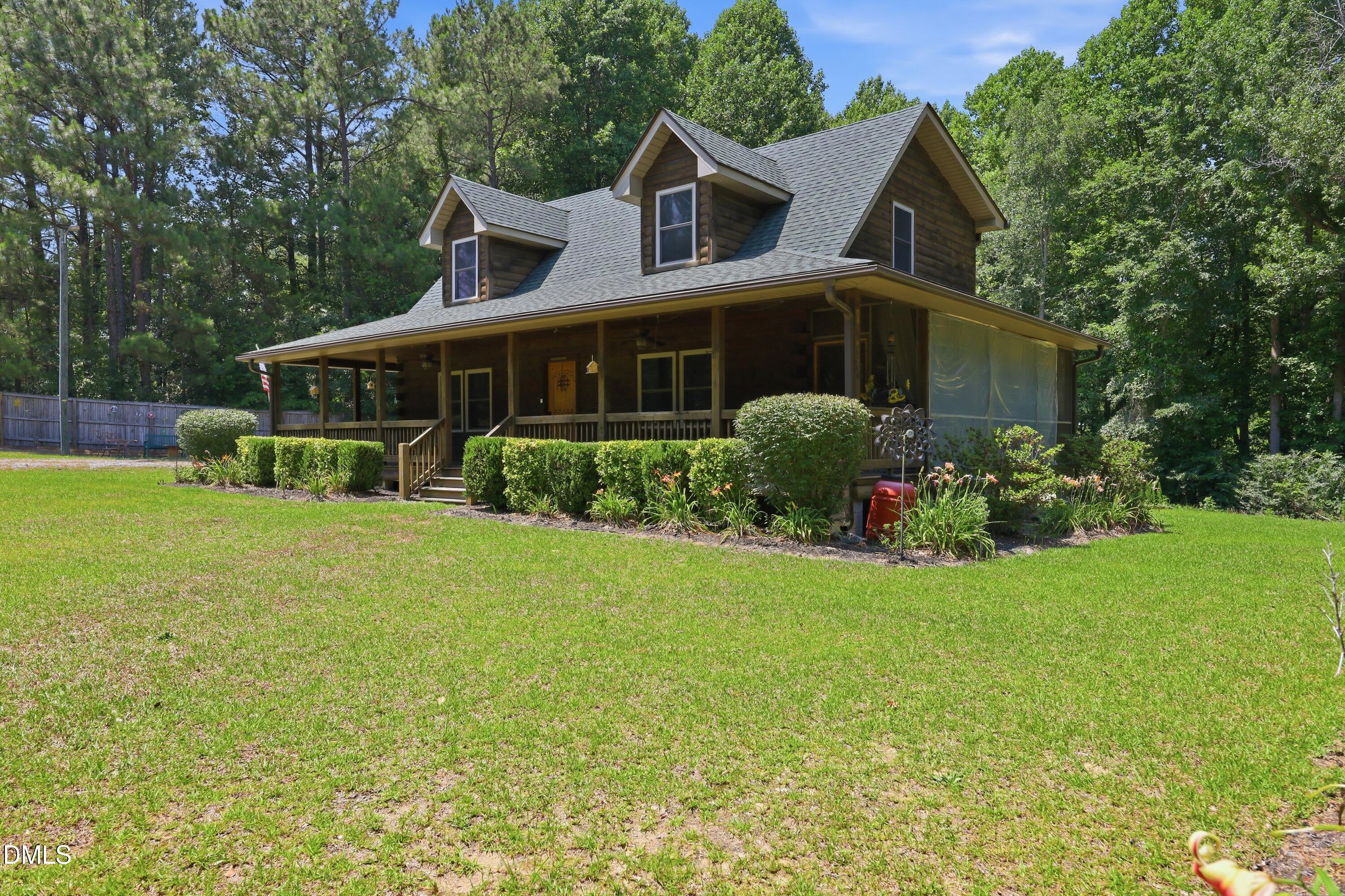 158 Dawn Road Benson, NC 27504 - Photo 4 of 45 158 Dawn Road