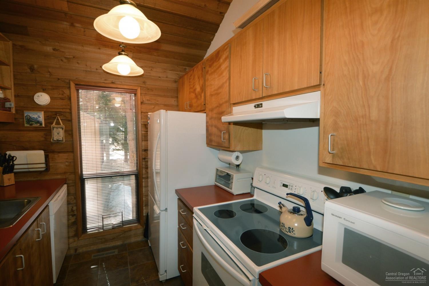 13530 Penstemon Black Butte Ranch, OR 97759 - Photo 10 of 23 Additional Photo