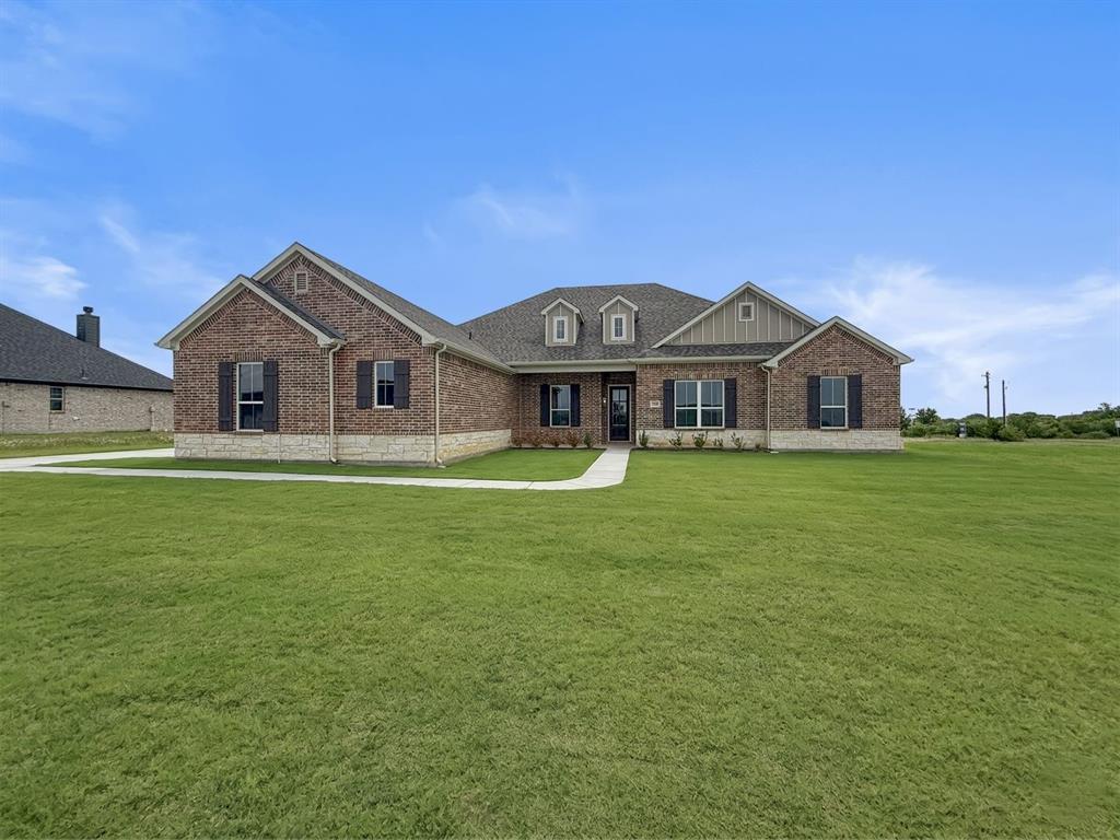208 Slimp Bluff Azle, TX 76020 - Photo 2 of 26