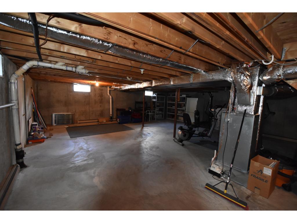16 Dunloggin Road Nashua, NH 03063 - Photo 23 of 25 Gallery Image 23