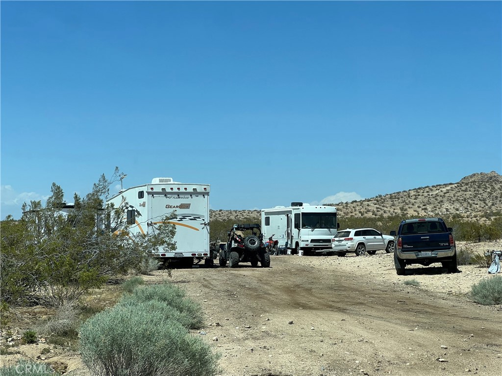 8 Debbie Drive Edwards, CA 93523 - Photo 2 of 7