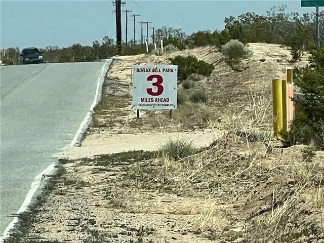 $8,888 | 8 Debbie Drive, Edwards, CA 93523