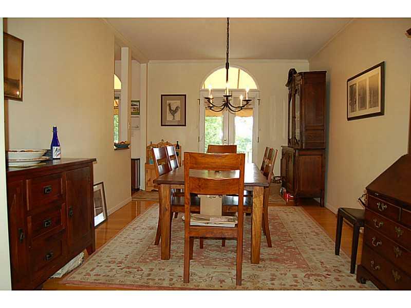 106 Schenley Road Pittsburgh, PA 15217 - Photo 9 of 25 Dining Room.