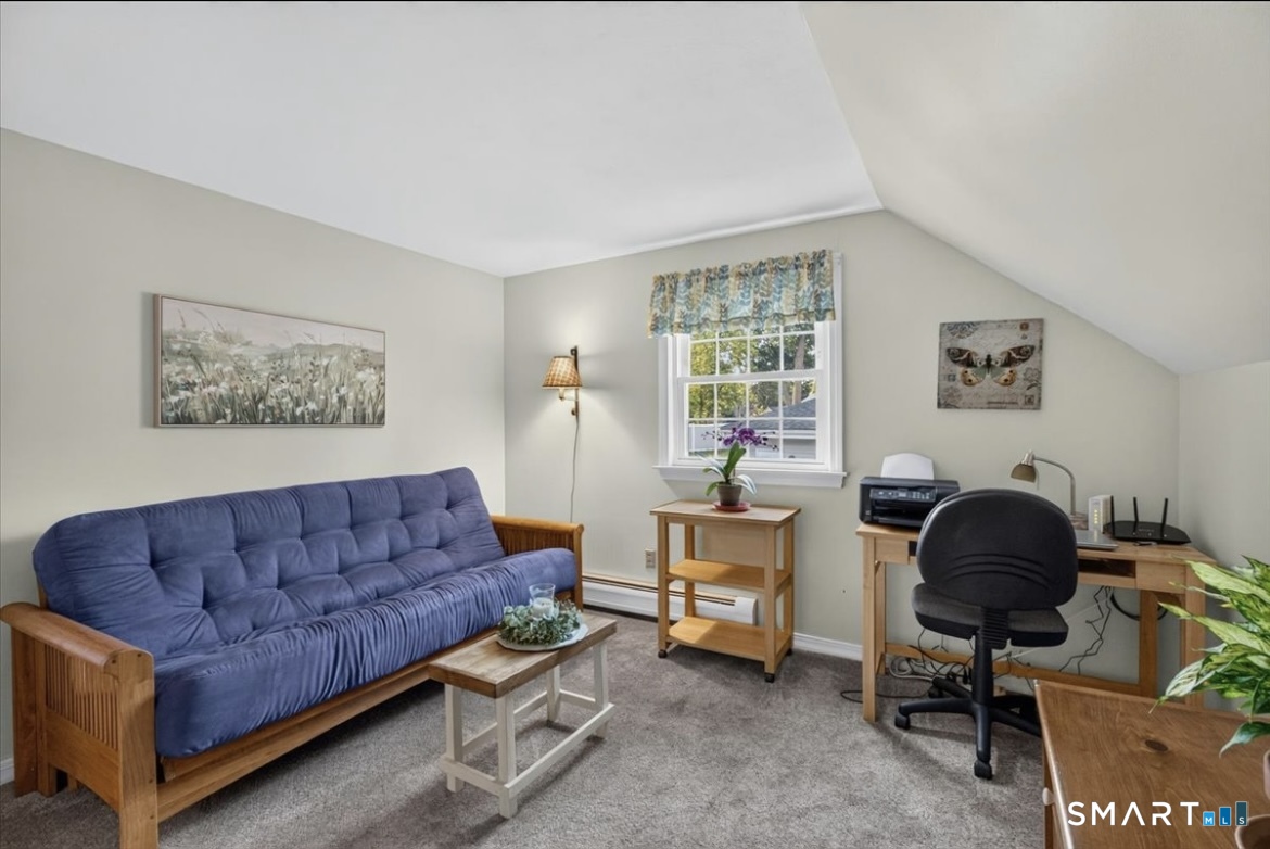127 Helaine Road Manchester, CT 06042 - Photo 17 of 35