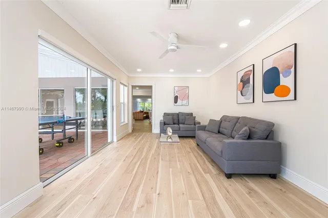 $25,000 | 2500 Northeast 199th Street, Miami, FL 33180