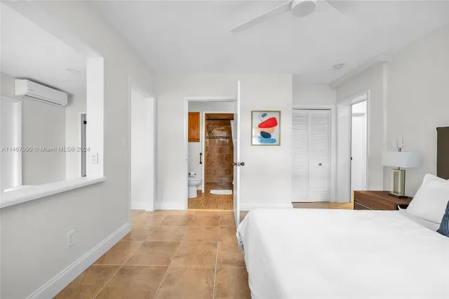 $25,000 | 2500 Northeast 199th Street, Miami, FL 33180